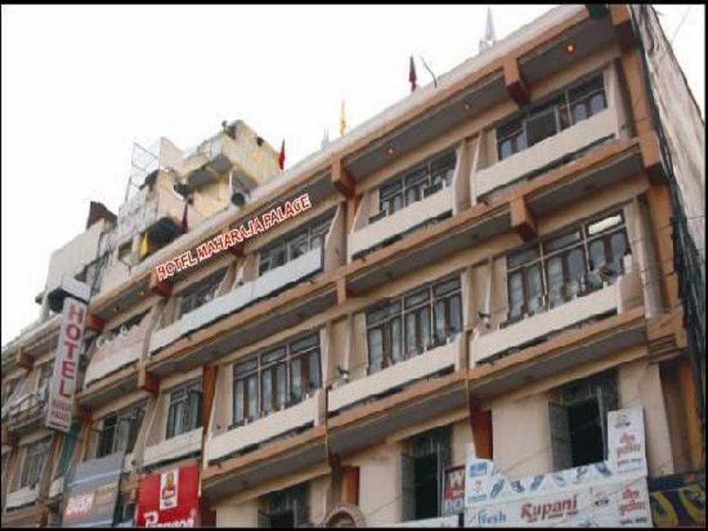 Oyo 4956 Hotel Maharaja Palace Kānpur Exterior foto